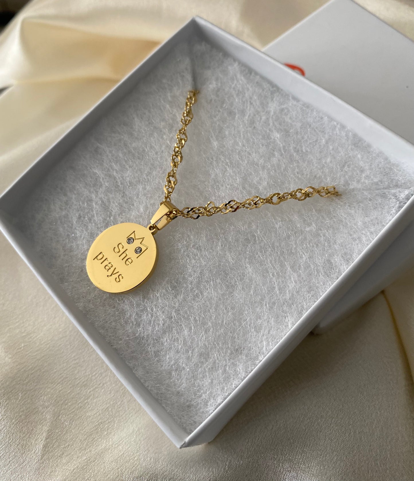 SHE PRAYS Necklace